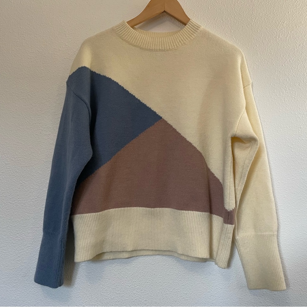Colorblock Crew Neck Sweater